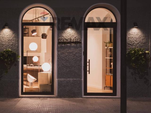 Negozio in vendita a Cagliari