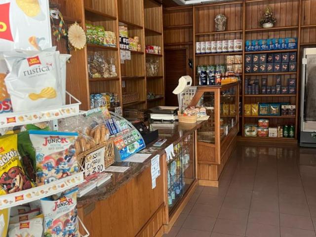 Negozio in vendita a Cartura
