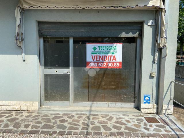 Negozio in vendita a Carpi