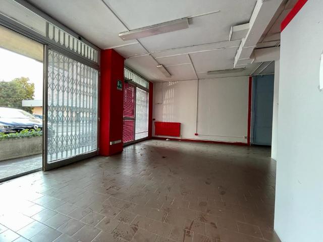Negozio in vendita a Carpi