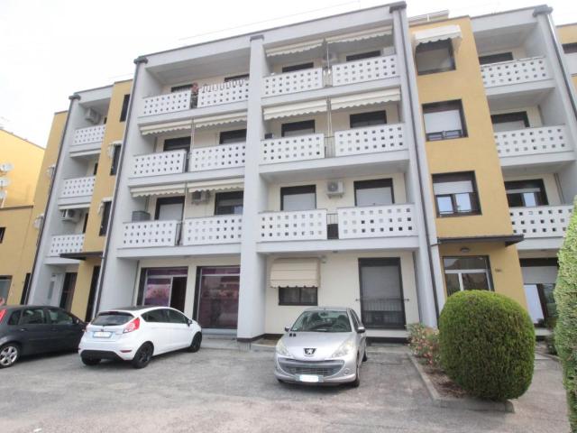 Negozio in vendita a Casale Monferrato