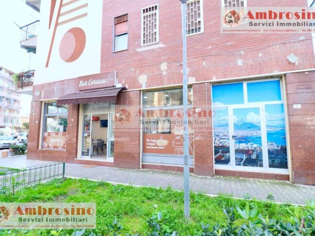 Locale commerciale in vendita a Casavatore