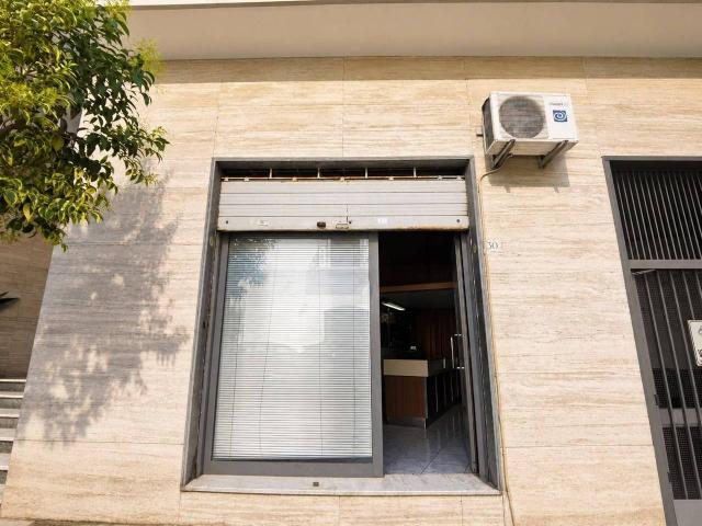 Negozio in vendita a Caserta