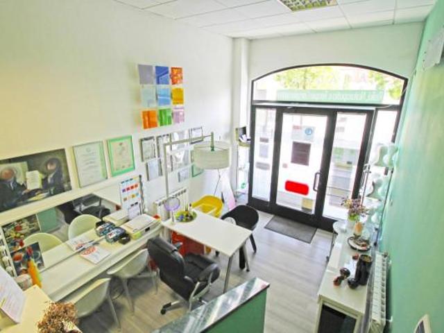 Negozio in vendita a Cassano D'Adda