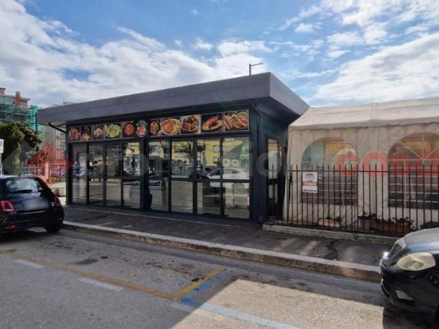 Negozio in vendita a Cassino