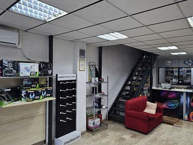 Negozio in vendita a Cassino