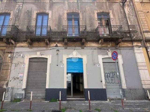 Negozio in vendita a Catania