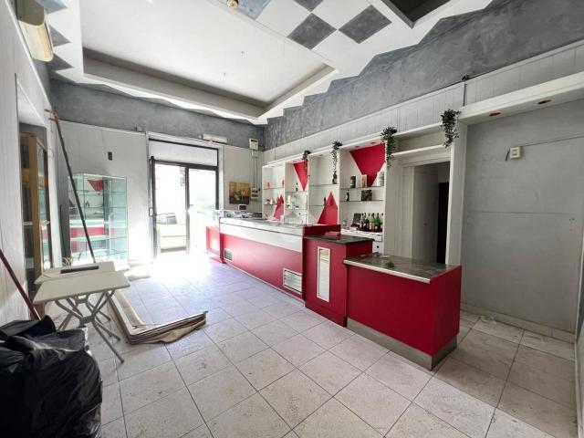 Negozio in vendita a Catania