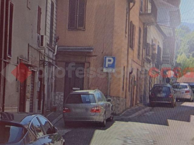 Negozio in vendita a Ceccano