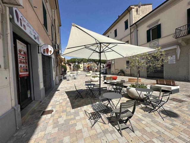 Negozio in vendita a Cecina