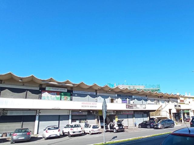 Negozio in vendita a Cerveteri