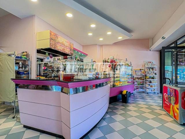 Negozio in vendita a Cervia