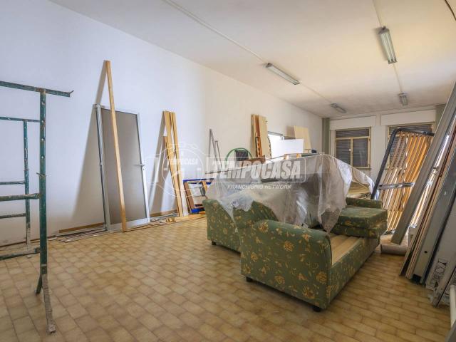 Negozio in vendita a Civitanova Marche