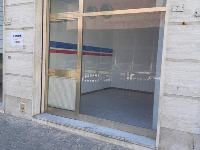 Negozio in vendita a Civitanova Marche