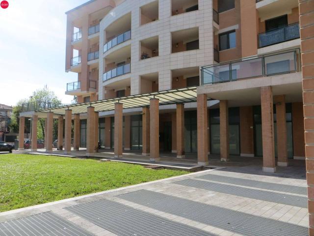 Negozio in vendita a Civitanova Marche