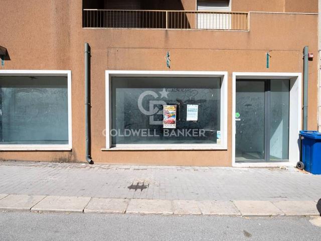 Negozio in vendita a Comiso