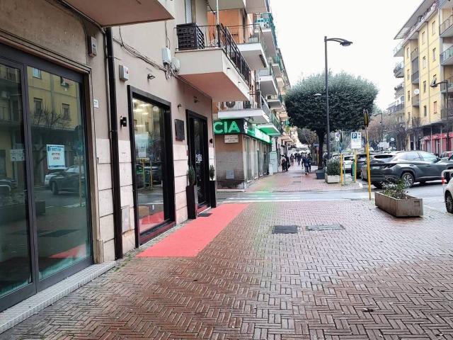 Negozio in vendita a Colleferro