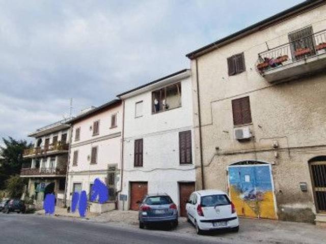 Negozio in vendita a Cori