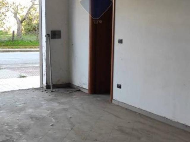 Negozio in vendita a Corigliano Rossano