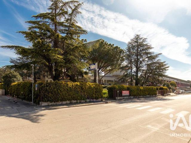 Negozio in vendita a Corridonia