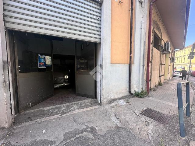 Negozio in vendita a Cosenza