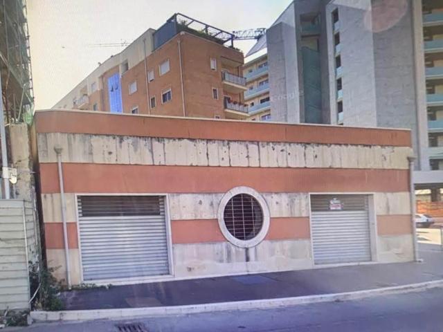 Negozio in vendita a Cosenza