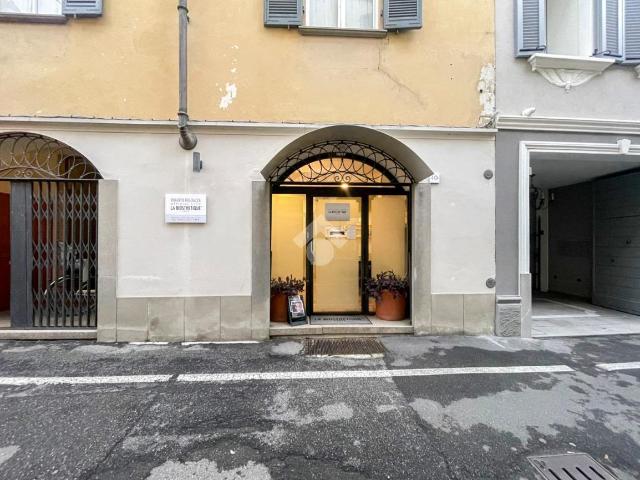 Negozio in vendita a Crema
