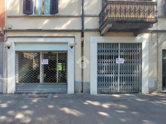 Negozio in vendita a Cremona