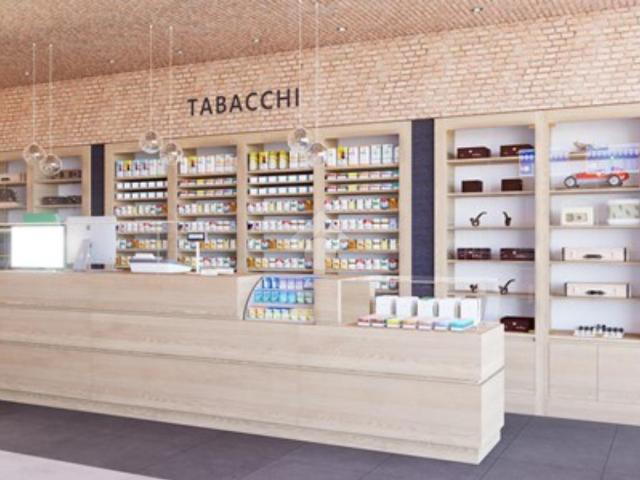 Negozio in vendita a Desenzano Del Garda