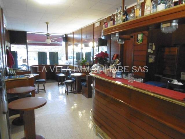 Negozio in vendita a Desenzano Del Garda