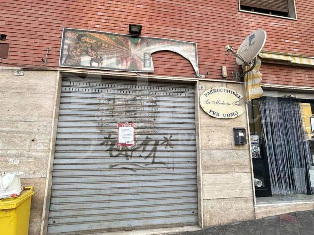 Negozio in vendita a Eboli