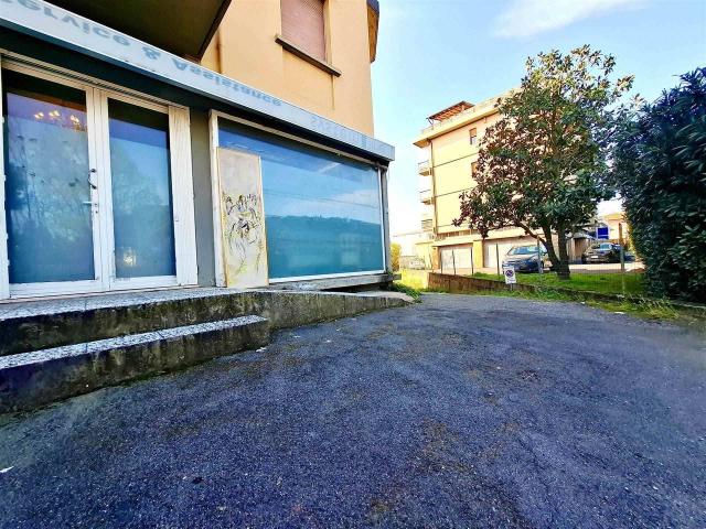 Negozio in vendita a Empoli
