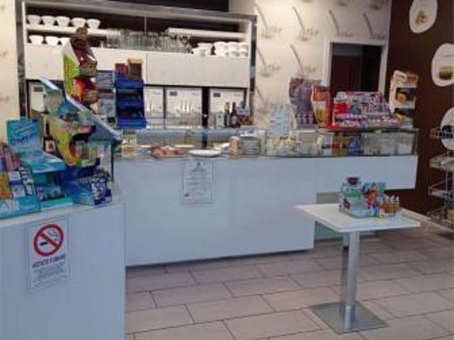Negozio in vendita a Endine Gaiano