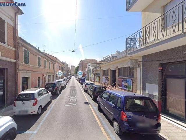 Negozio in vendita a Falconara Marittima