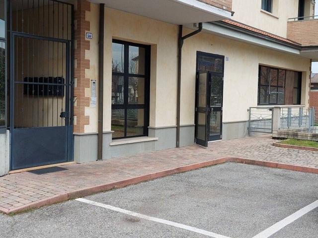 Negozio in vendita a Fiorano Modenese