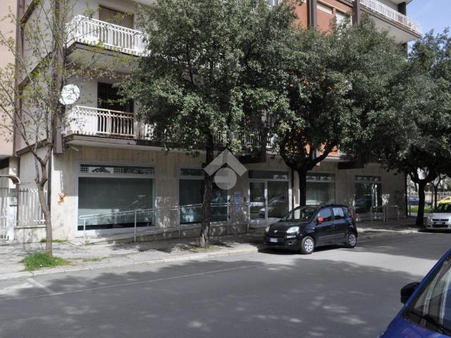 Negozio in vendita a Foggia