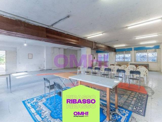 Negozio in vendita a Gallarate