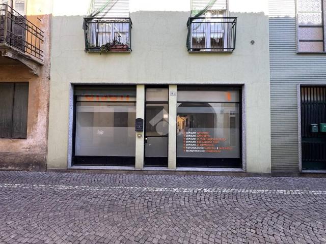 Negozio in vendita a Galliate