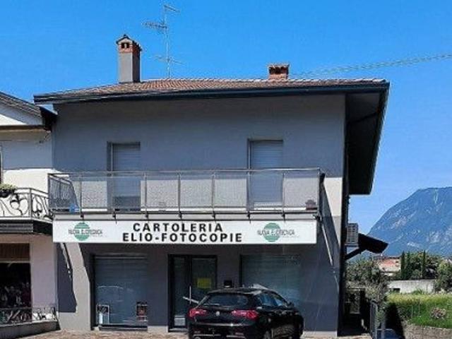 Negozio in vendita a Gemona Del Friuli