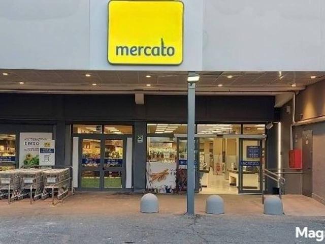 Negozio in vendita a Genzano Di Roma