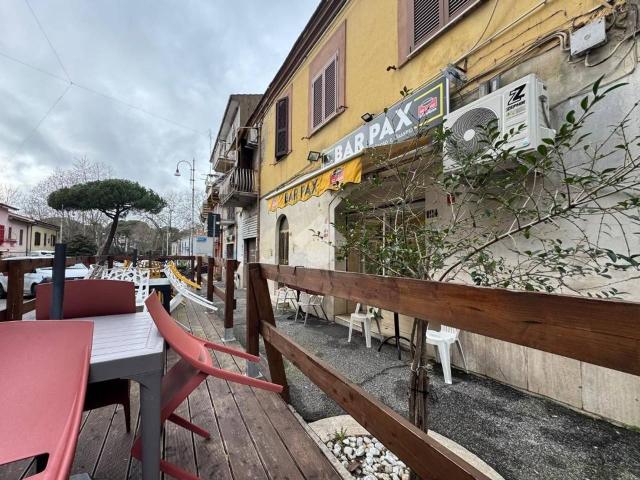 Negozio in vendita a Genzano Di Roma