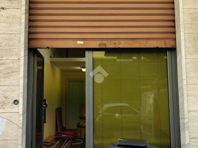 Negozio in vendita a Genova