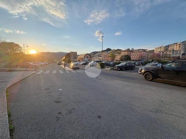 Negozio in vendita a Genova