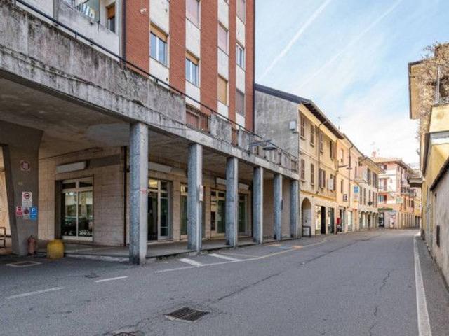 Negozio in vendita a Ghemme