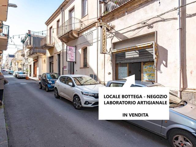 Negozio in vendita a Giarre