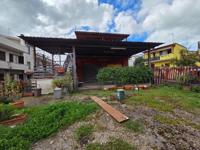 Negozio in vendita a Guidonia Montecelio