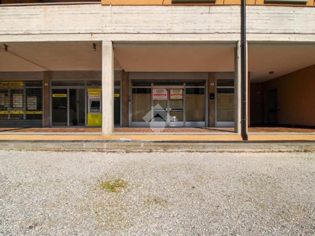 Negozio in vendita a Idro