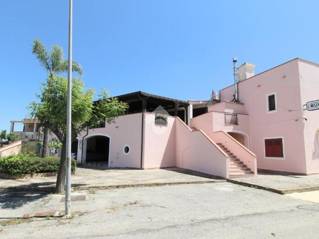 Negozio in vendita a Isola Di Capo Rizzuto