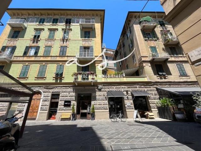 Negozio in vendita a La Spezia