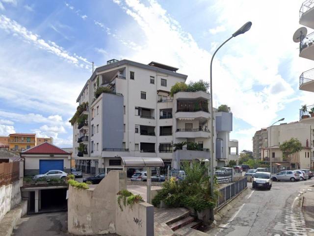 Negozio in vendita a Lamezia Terme